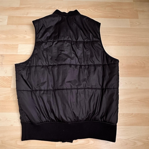 Y-3 Vest - Picture 2 of 5